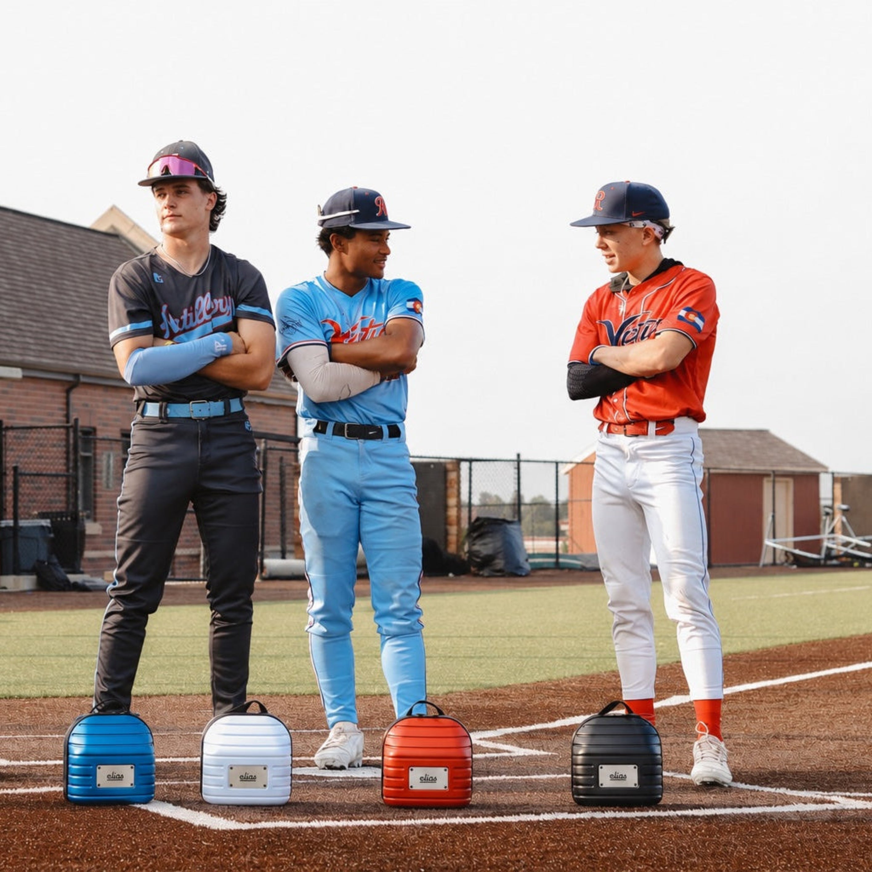 How to Travel With Baseball Hats Without Crushing Them - Elias Sports Store